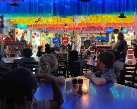Broward School Takes Elementary Students To Gay Bar