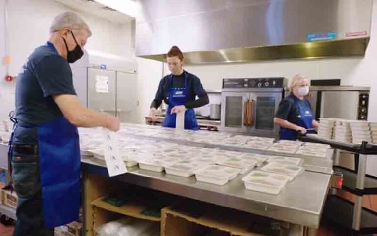 Meals on wheels program set to expire in new jersey unless murphy acts, senator says - photo licensed by shore news network.