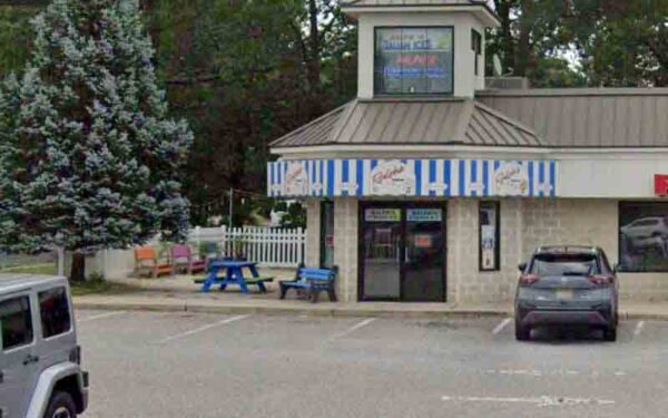 Woman charged for stealing money from tip jar at Ralph's Italian Ice