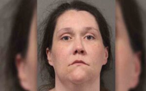 Woman, dui, arrested fleeing police after striking officers, tree