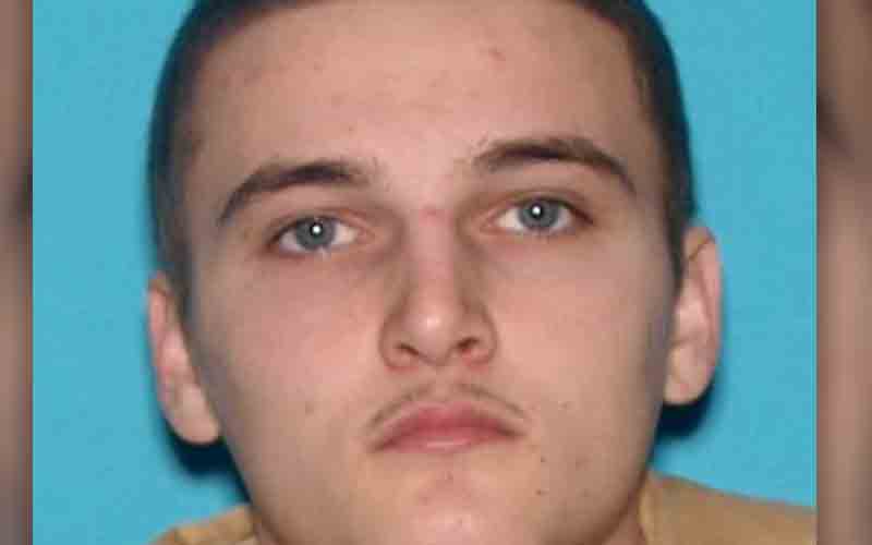 Man charged for eluding police, theft by deception