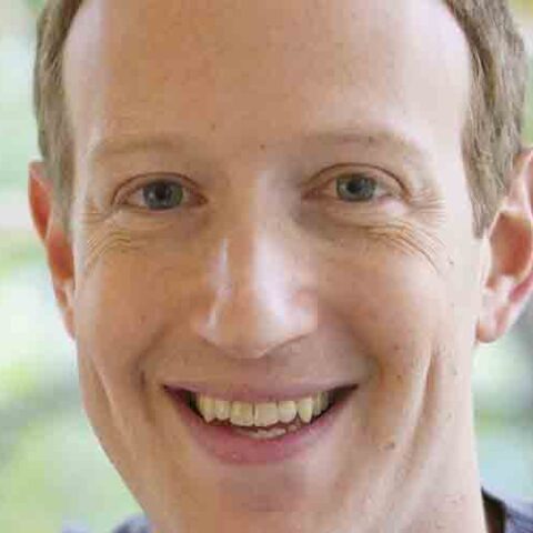 Zuckerberg apologizes after his social media platforms experience massive outage - photo licensed by shore news network.