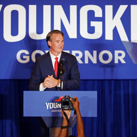 Youngkin urges pentagon to ease up on vax mandate as tens of thousands of troops face discharge - photo licensed by shore news network.