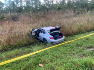 Gunman shooting passing cars on i-95 hits one then accidentally shot himself