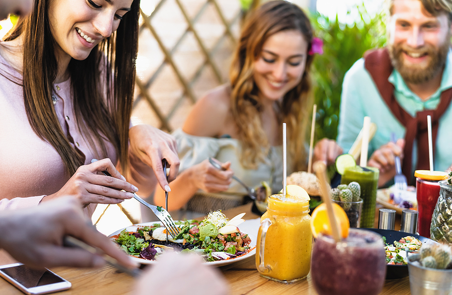 Restaurant industry to focus on "healthy people" and "healthy planet" food options in 2022