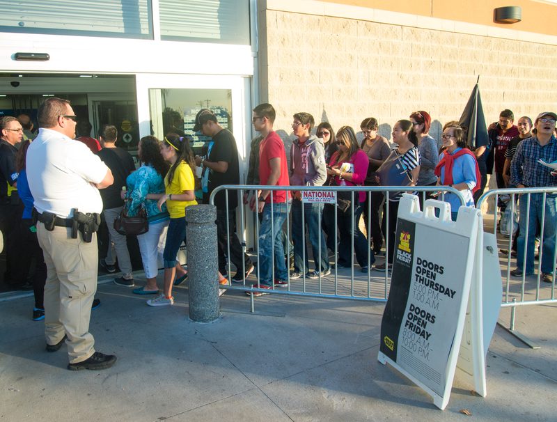 How online shopping is pushing in-person Black Friday shopping to extinction
