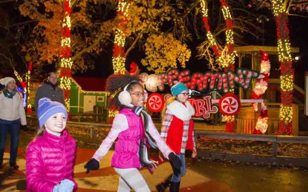 Here's everything you need to know about Holiday in the Park at Six Flags America