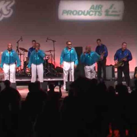 Sensational soul cruisers to hit the stage in lakewood on saturday - photo licensed by shore news network.