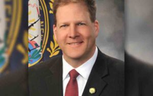 Chris sununu rejects senate bid, says he will run for reelection