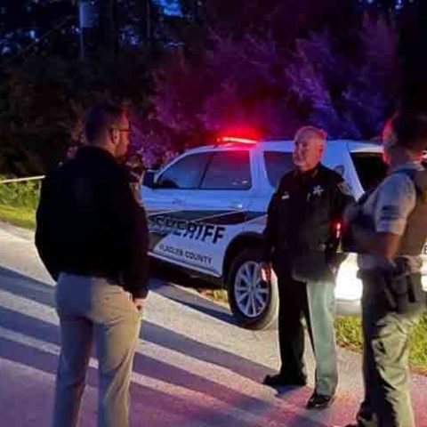 Deputies involving bizarre domestic quarrel that ended with attempted murder, suicide - photo licensed by shore news network.