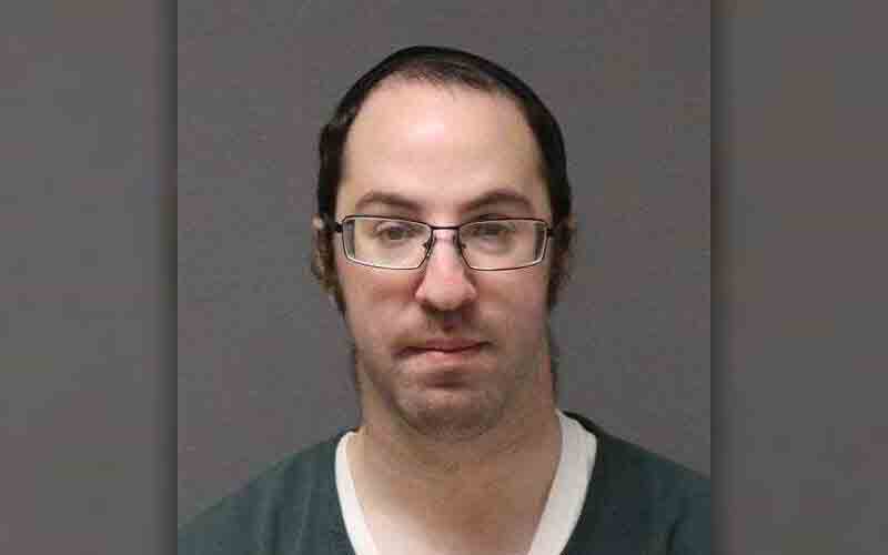Lakewood man charged with endangering child, obscene material charges