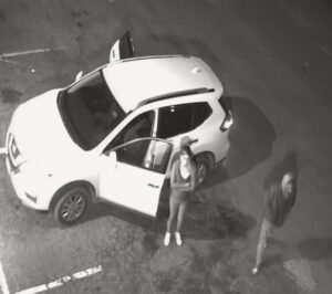 Police searching for two suspects in columbus armed robbery