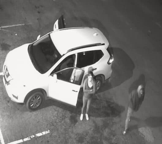 Police searching for two suspects in Columbus armed robbery