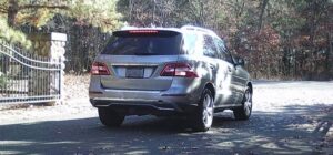 Jackson police seeking mercedes involved in car thefts at golf course