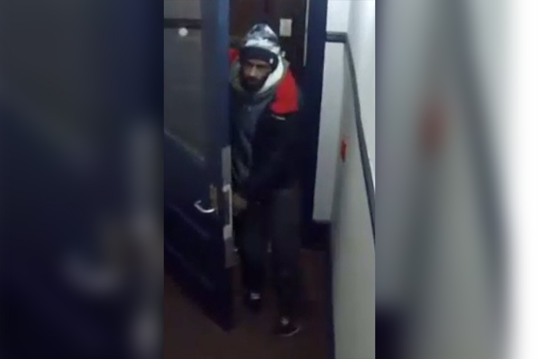 Philadelphia police looking for man who broke into apartment stole packages, bike Philadelphia police looking for man who broke into apartment stole packages, bike