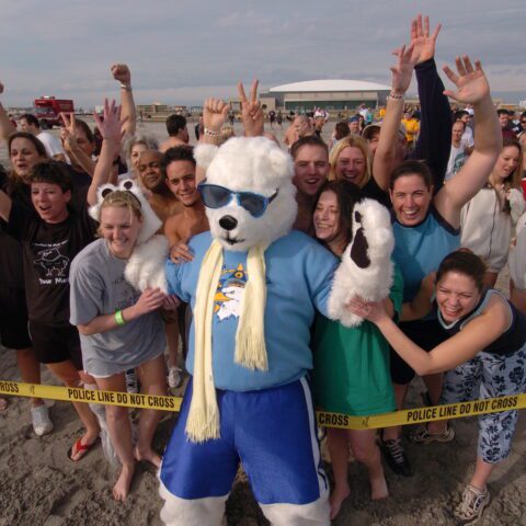 Wildwood's 2022 polar bear plunge is on - photo licensed by shore news network.
