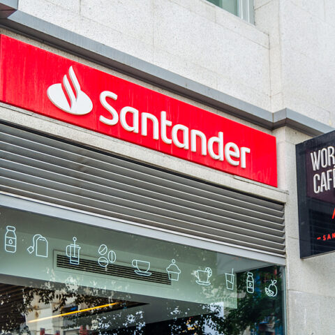 Santander bank accidentally gives out $175 million - photo licensed by shore news network.
