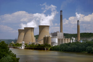 ‘cannot power the world with solar panels and wind turbines alone’: bipartisan lawmakers advocate for increased nuclear energy