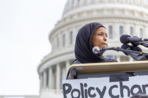 Trump Ilhan Omar should apologize for marrying her brother