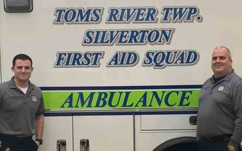 Silverton EMS unable to save girl, 9 after crash into tree police say