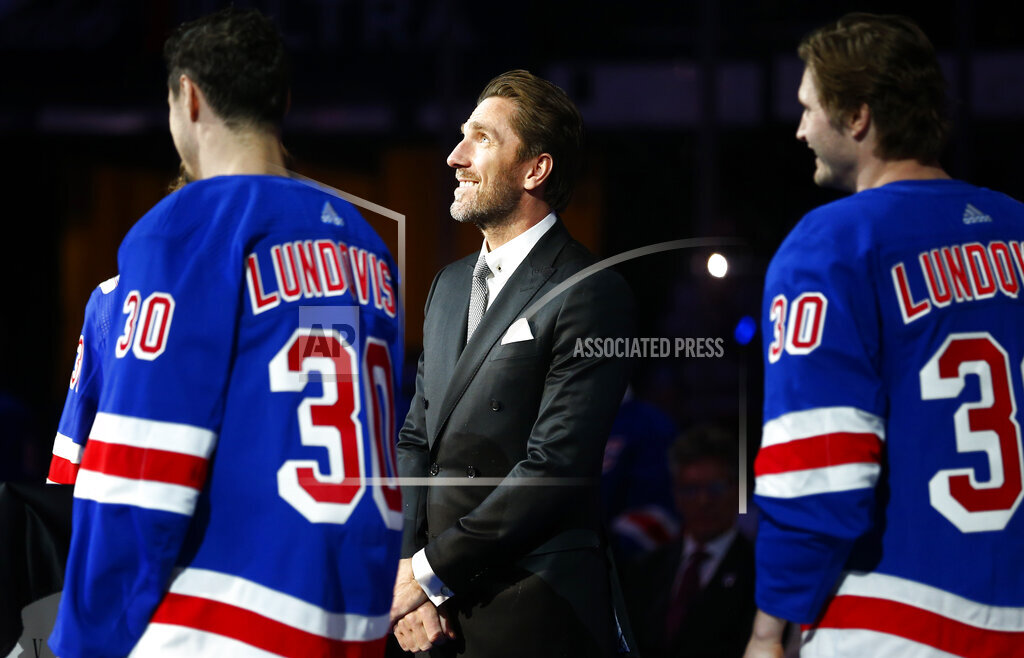 New York Rangers retire Henrik Lundqvist's number 30 ahead of 3-2 loss to Wild