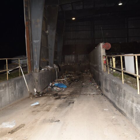 Florida police investigating after man found in trash at county landfill - photo licensed by shore news network.