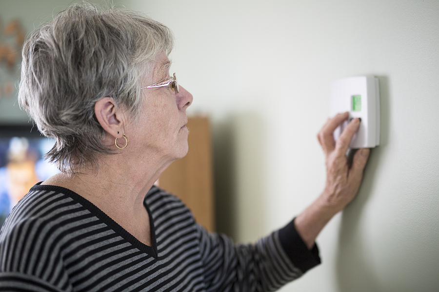 Democratic City Recommends Residents Turn Down Thermostat, ‘Harness Sunshine’ As Energy Costs Spike