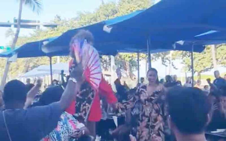 Aoc caught partying maskless at miami drag queen bar in 'free florida' - photo licensed by shore news network.