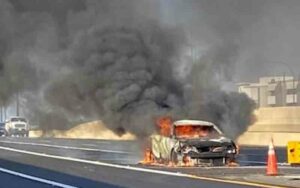 Car fire stops traffic on i-4 west in orlando