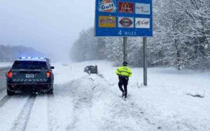 Mass. State police warn residents to stay home unless necessary during storm