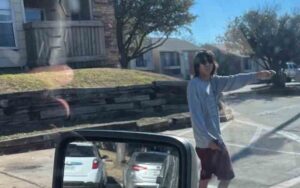 Tow truck driver confronted by two armed men during car repossession, suspect identified