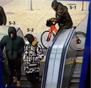 Three suspects sought in d. C. Robbery