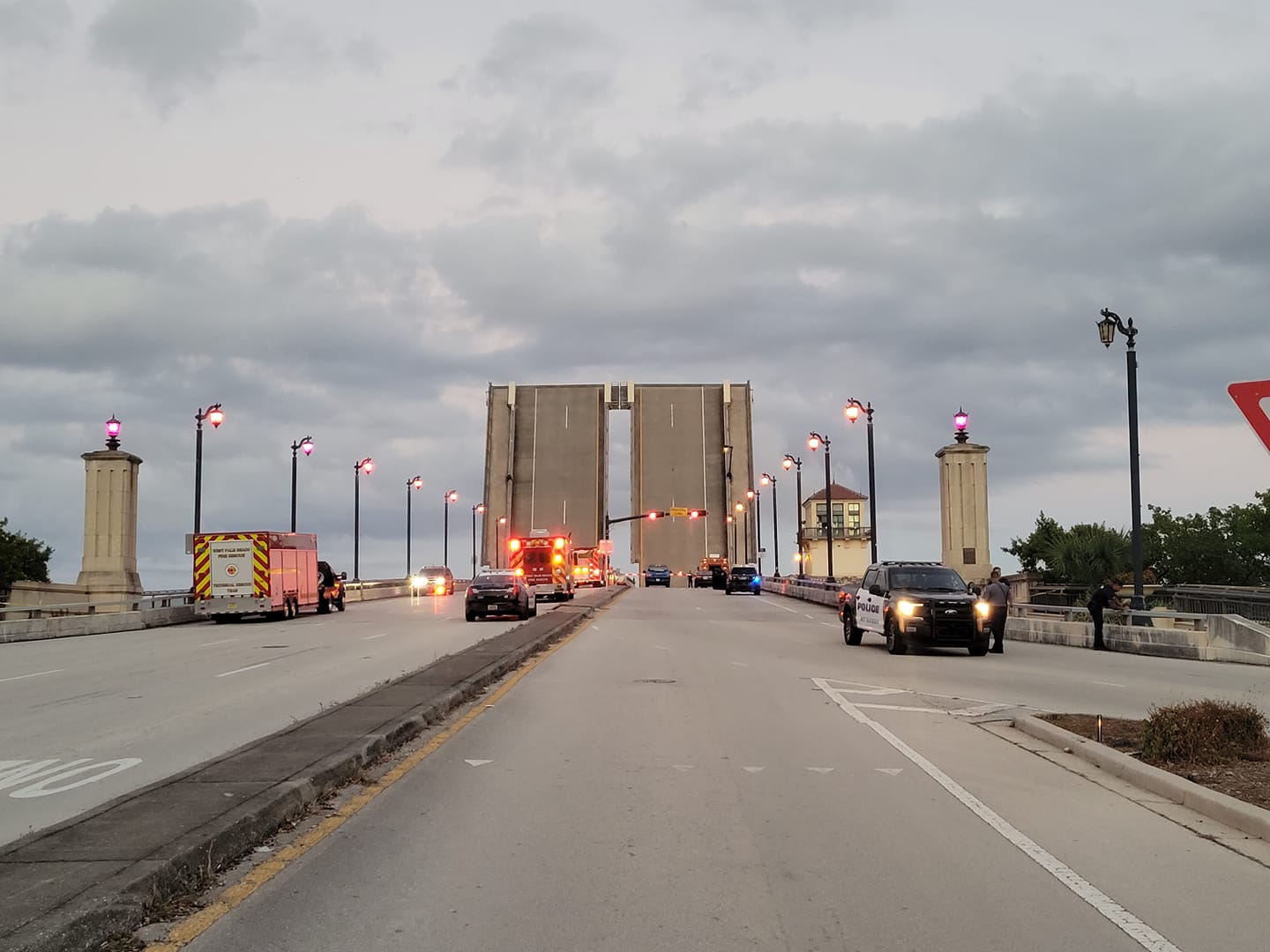 Woman fell to her death as drawbridge in West Palm Beach opened
