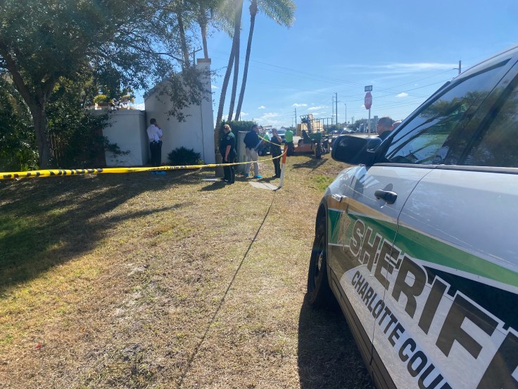 Unidentified body found inside Port Charlotte's Maria Manor Community