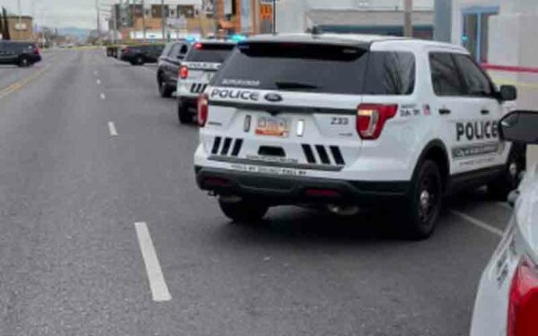 Bicyclist slashes 11 in mile long bloody knife spree in New Mexico