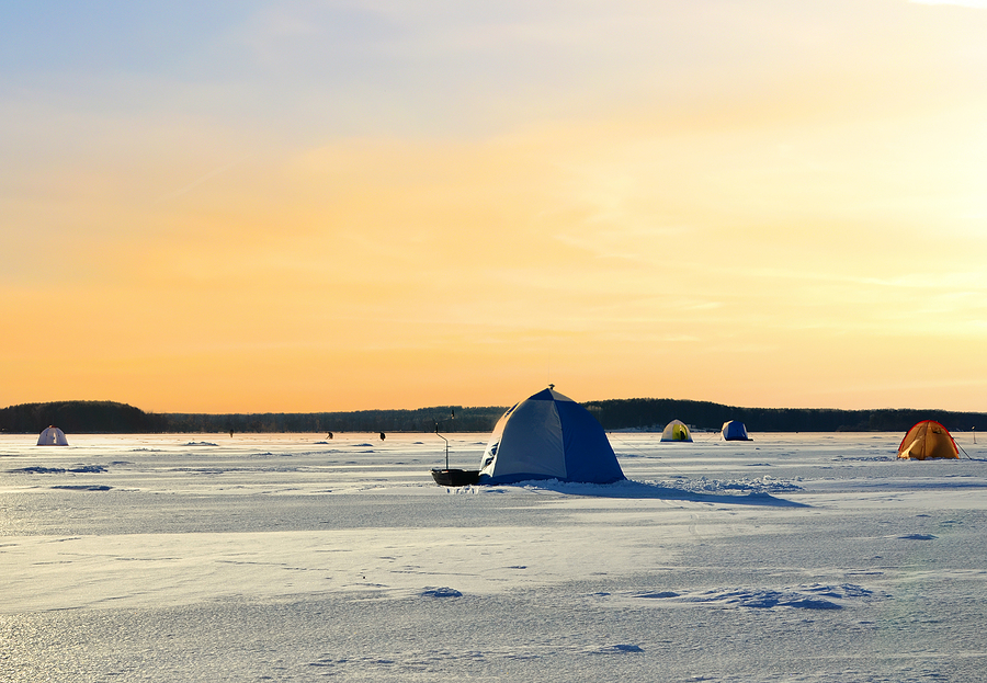 YouTuber shows how ice fishing in New Jersey is a real thing