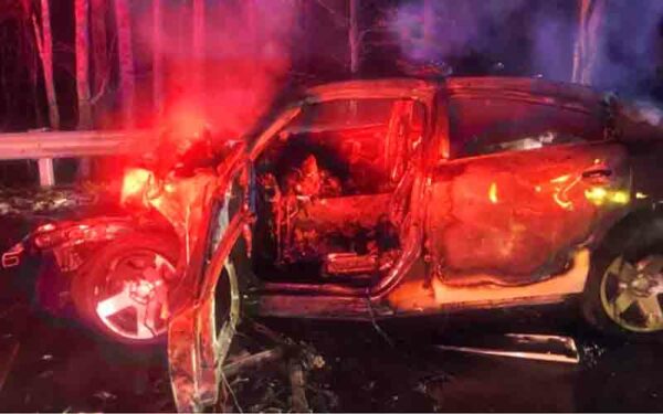 Good Samaritan pulls female North Carolina cop from burning wreckage, saving her life