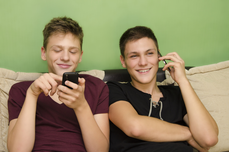 Smugglers Utilize Social Media to Recruit Minors