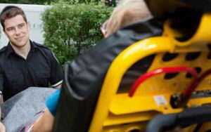 Woman reportedly upset after Jewish First Aid volunteers show up to help her: Not with you guys, no Jews Woman reportedly upset after Jewish First Aid volunteers show up to help her Not with you guys no Jews