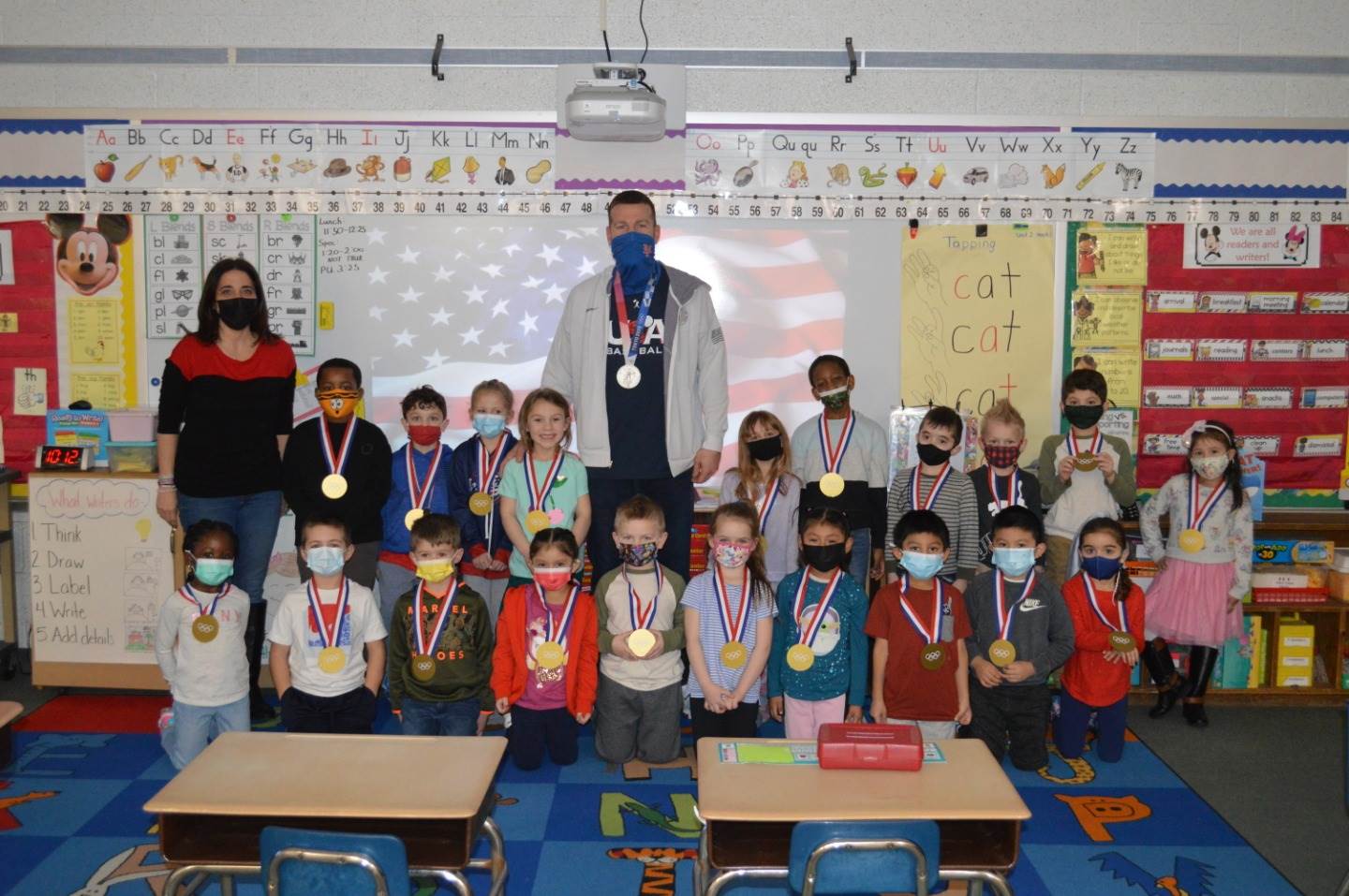 Former Major Leaguer, Olympic Silver Medalist Todd Frazier Visits Toms River Elementary School Class
