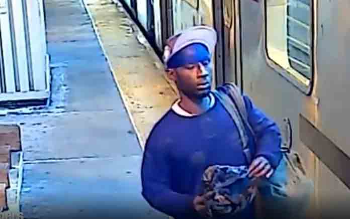 New York Police Searching for Suspect Who Randomly Punched Woman with a Fistful of Human Feces