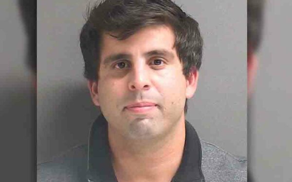 Deltona Middle School teacher facing felony charges after kissing 15-year-old girl, student on lips