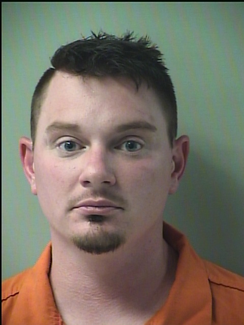 Niceville man charged for choking woman during domestic dispute