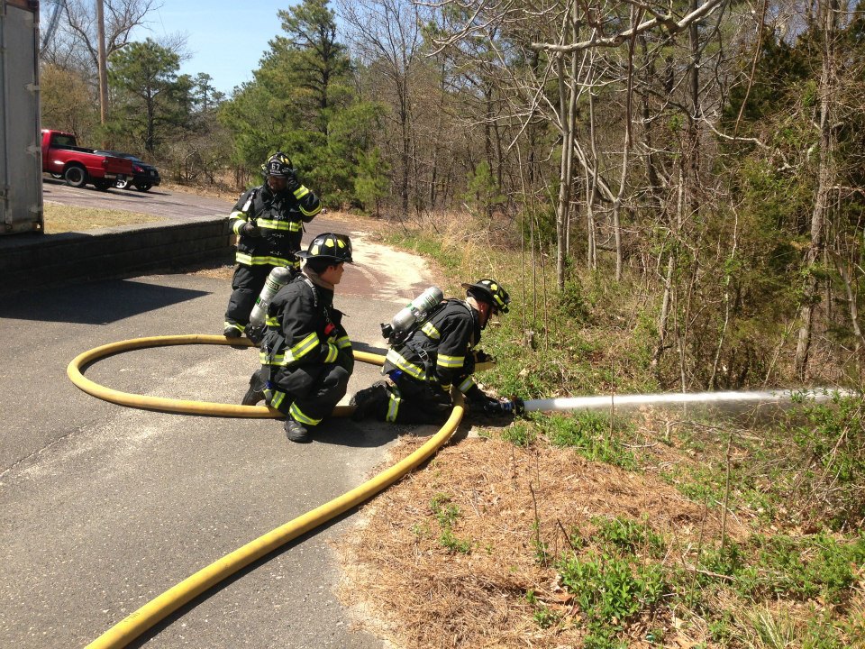 Pemberton firefighters fight fire with fire during brush fire