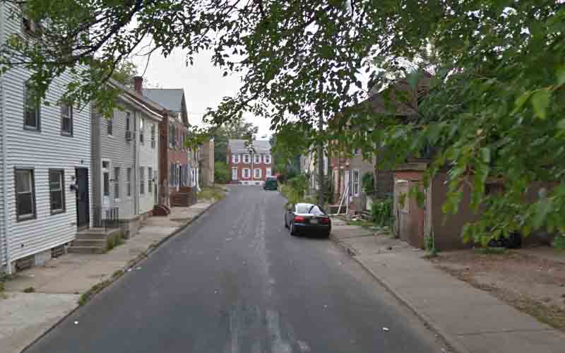 Trenton man shot dead on sidewalk, police investigating