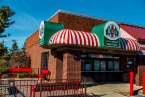 Rita's italian ice brings back "first day of spring" free ice in 2022 after pandemic pause