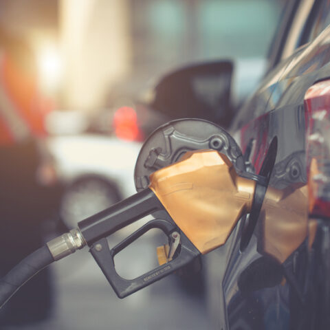 Poll shows new jerseyeans prefer full-service stations, don't want to pump their own gas - photo licensed by shore news network.