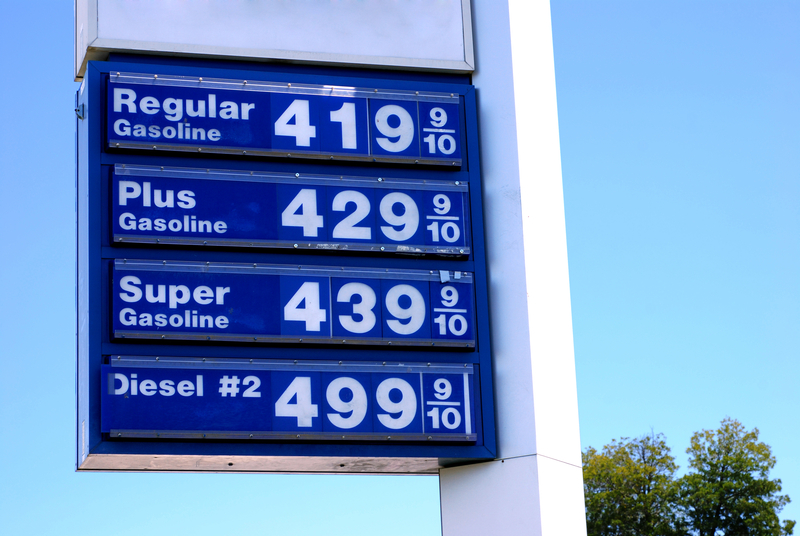 Americans’ Spending Slows Dramatically Amid Surging Inflation And Gas Prices