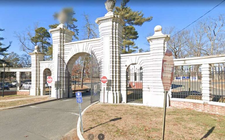 America's largest yeshiva in lakewood is about to get bigger after land deal signed with neighboring georgian court university - photo licensed by shore news network.