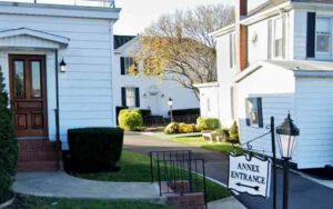 Teen charged as murder suspect who dumped body behind brooklyn park funeral home